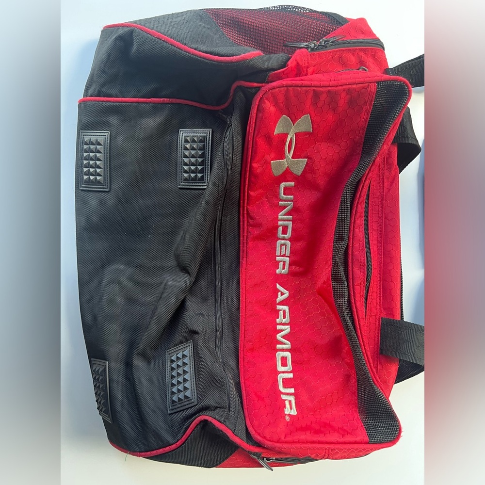 XL Under Armour Men's Duffel Bag